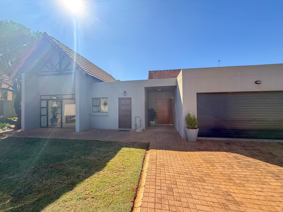 2 Bedroom Property for Sale in Leloko Lifestyle Estate North West
